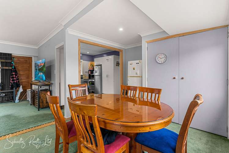 5 Griffin Road Maungaturoto_10