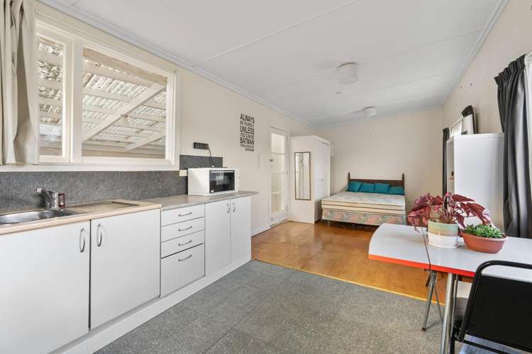 3 Palmer Place Taieri Mouth_23