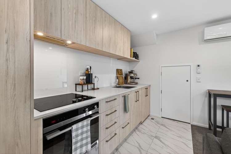 12/9 Southwark Street_3