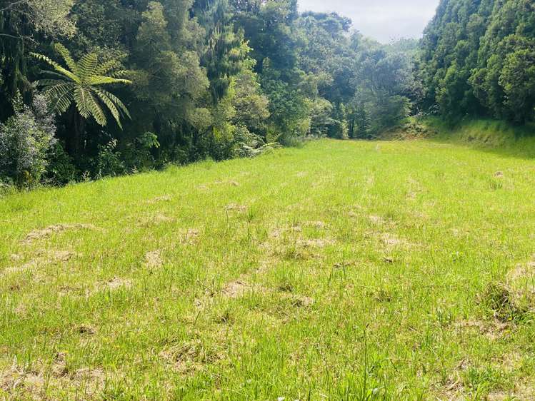 565 Whitford Road Whitford_23