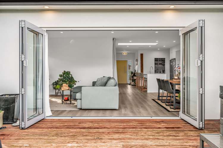 47 Pelorus Avenue Poraiti_14