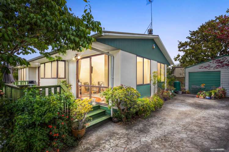 6 Balmore Place Wattle Downs_0