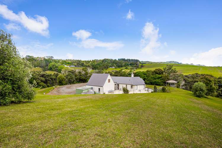 104 Arrowsmith Road Waitakere_29