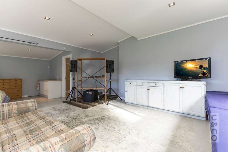 315 School Road Waimauku_17