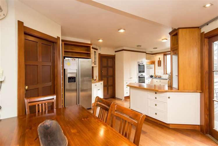 18 Allister Avenue Merivale_12