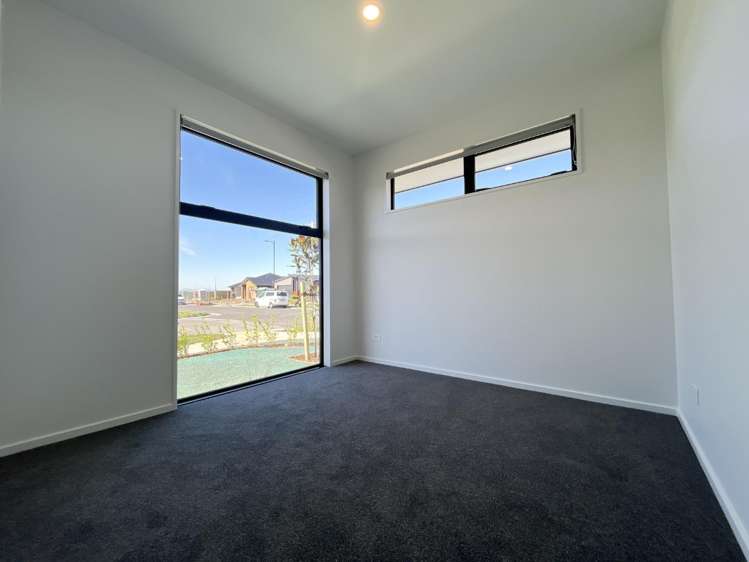 52 Chartreuse Way 11103_1