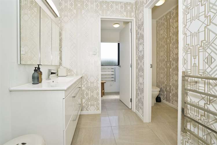 6 Munro Place Flagstaff_18