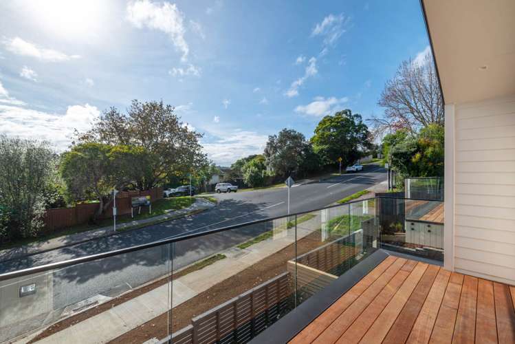 57 Oaktree Avenue Browns Bay_24