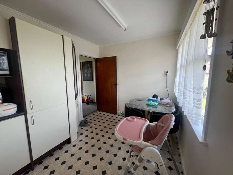 81 Rimu Street New Lynn_6