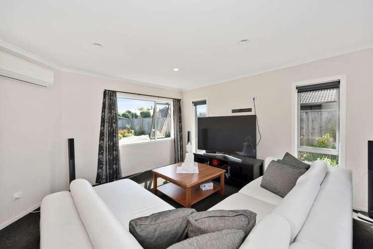9 Foxbury Court Rototuna North_8