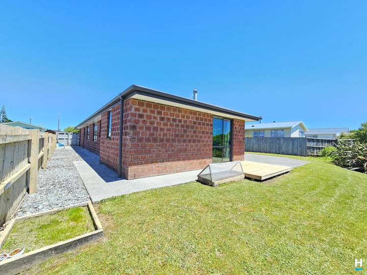 38 Arnott Heights Greymouth_20