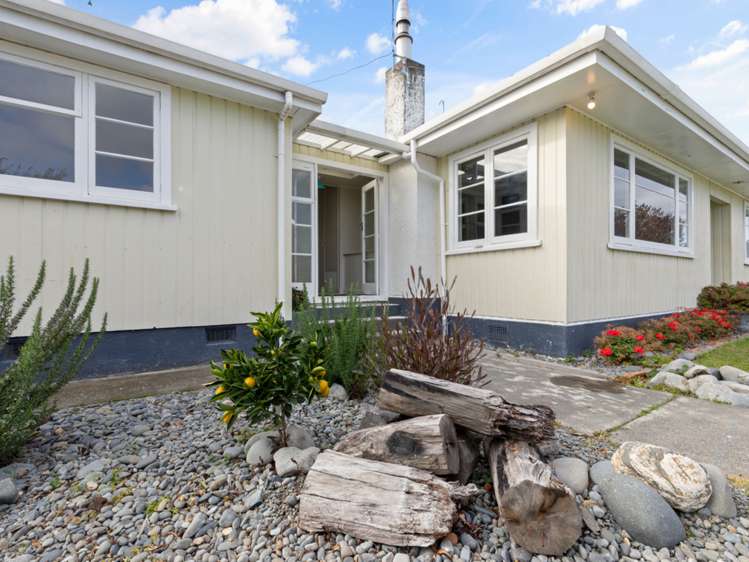 102 New Renwick Road Burleigh_17