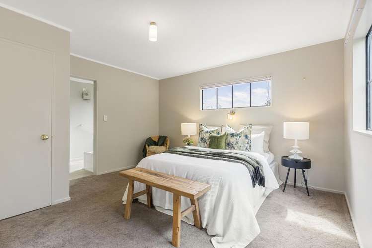 9a Dasent Street Karori Central_14