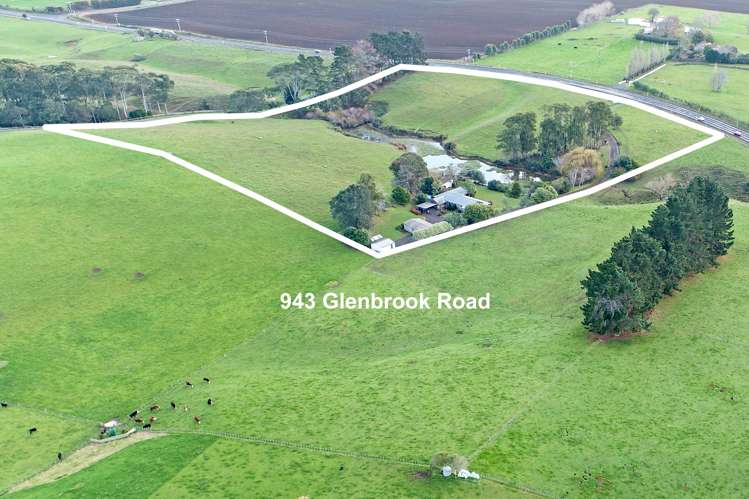 943 Glenbrook Road Glenbrook_15