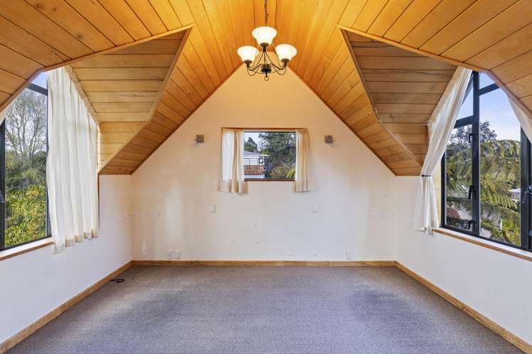 9 Lindaver Grove Merrilands_17