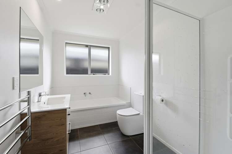 86 Hills View Drive Papamoa_9