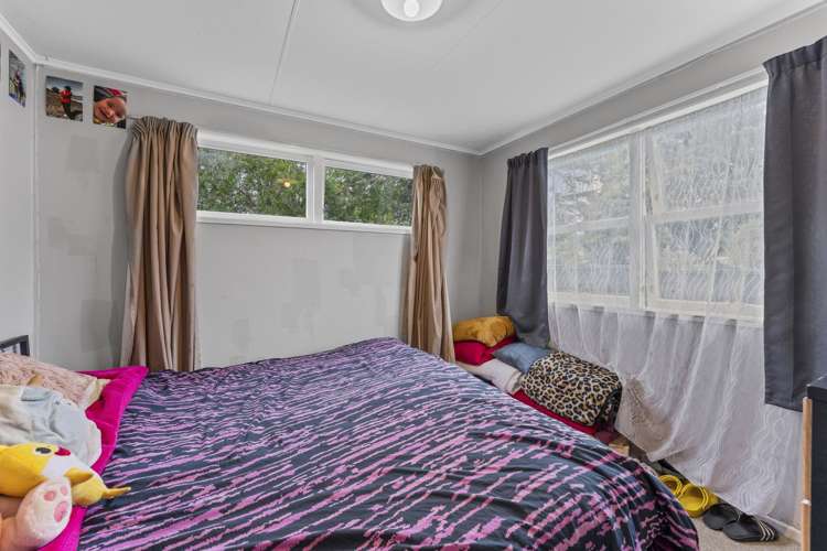 13 Te Rangitautahanga Road Turangi_8