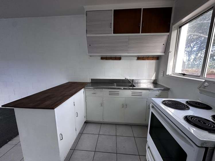 10 Hill Road Hillpark_9