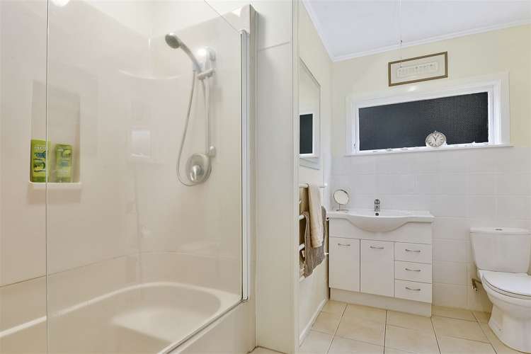 6/11 Sanders Avenue Takapuna_11