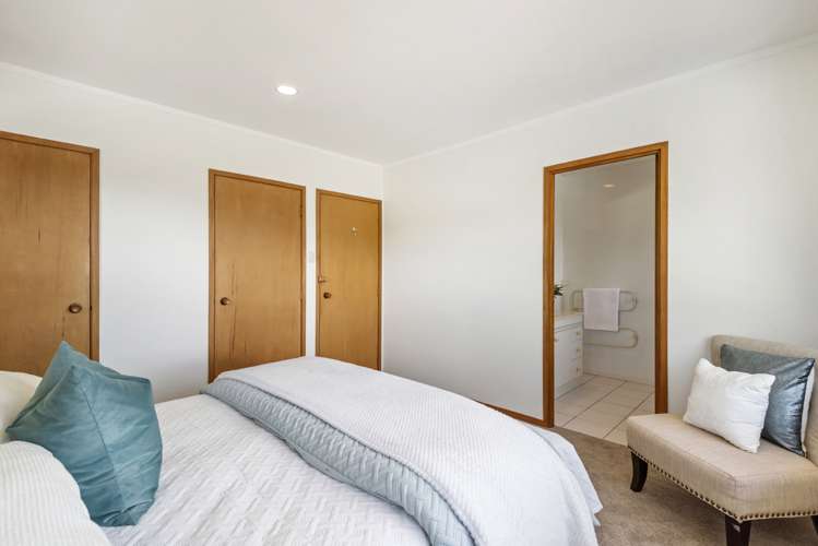 13 Tarahanga Street Northcote_14