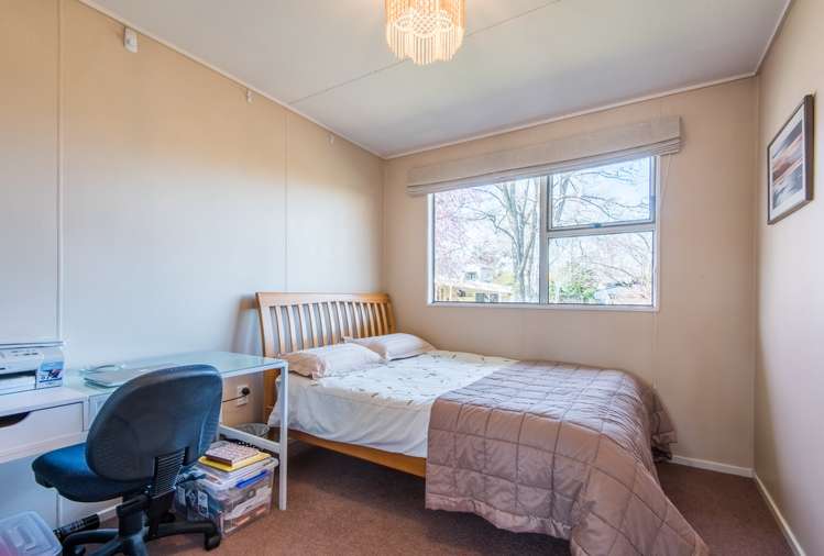 15 Dale Street Albert Town_9