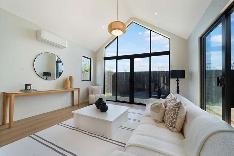 8 Paihere Street_5