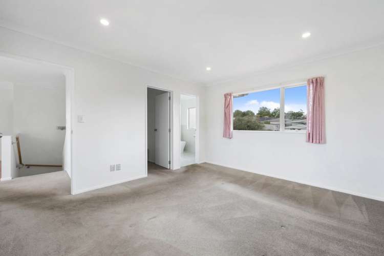 23 & 23A Margan Avenue New Lynn_16