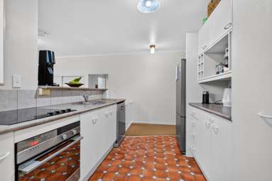 21 Mews Place_4