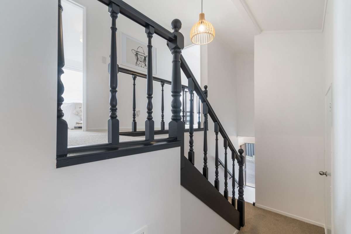 48 Eaton Crescent_2
