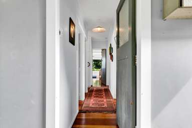 30 Beach Road_4