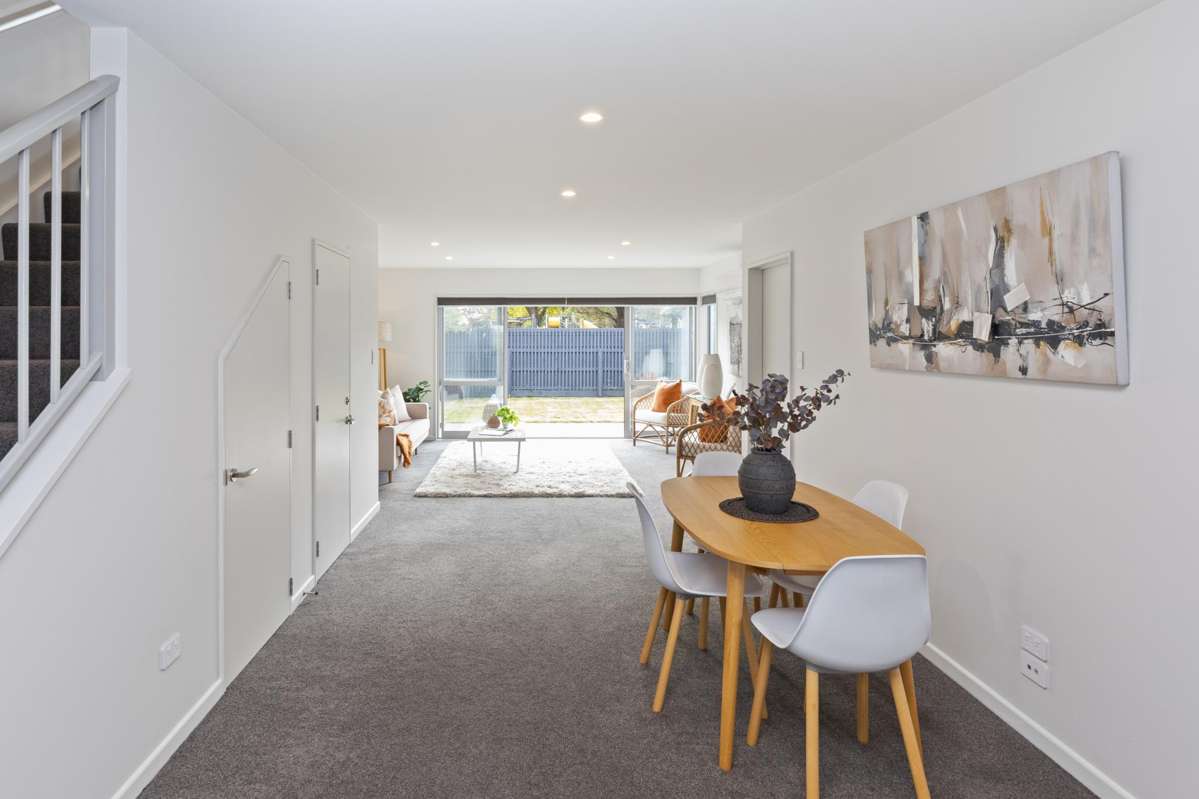 22 Menin Gate Crescent_1