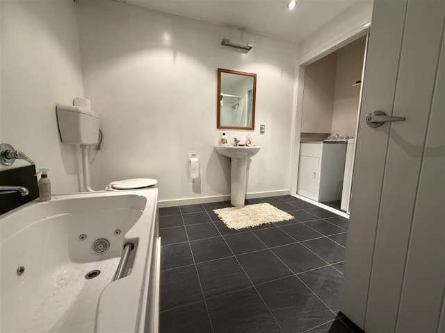 1/4 Timothy Place Wigram_3