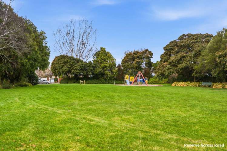 7 Calbreath Place Avonhead_35