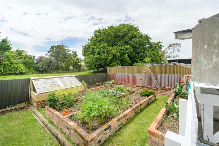 27 High Street Bulls_5