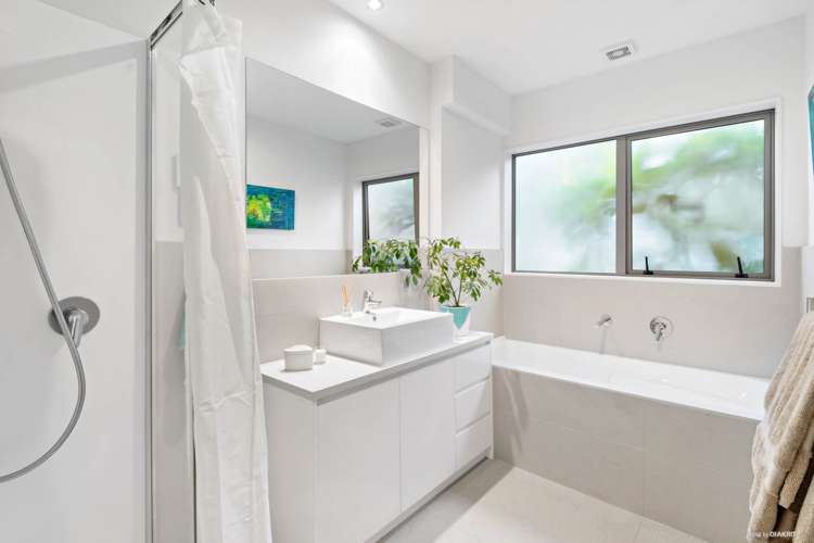 26 Bella Vista Drive Gulf Harbour_11