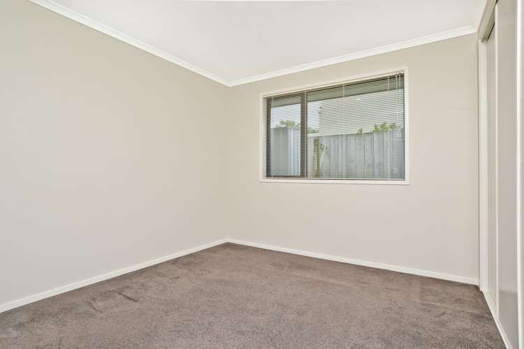 22 Pointon Glade Grandview Heights_12