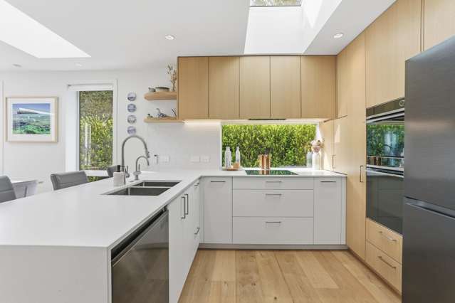 2/1 Gray Crescent Torbay_4