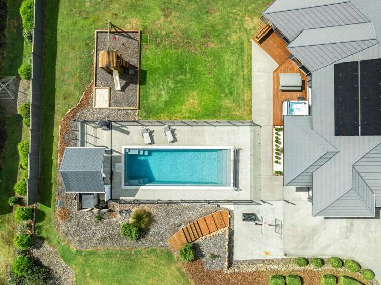 39 Heartstone Place Kamo_1