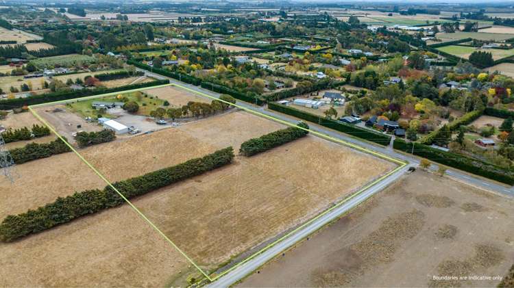 439 Johns Road Fernside_22