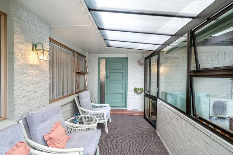 259 Queens Drive Windsor_13