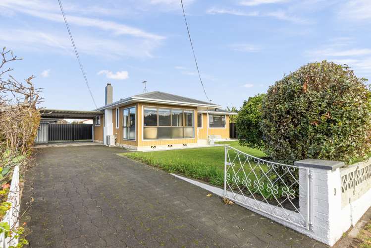 3 Warwick Crescent Taradale_16