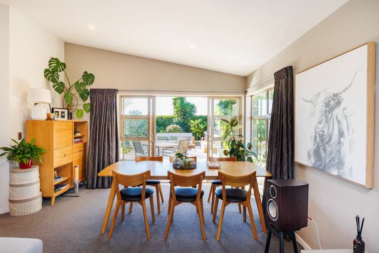 165 Pacific Drive Fitzherbert_12