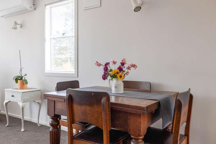 33 Whakarite Road Ostend_3