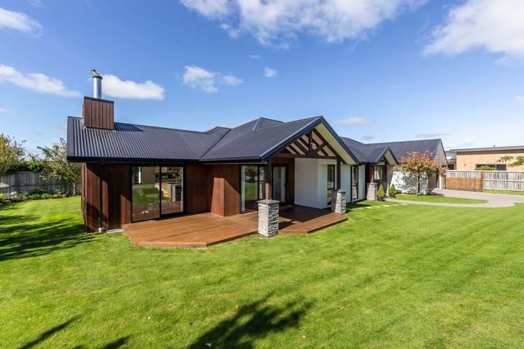 12 Coutts Lane West Melton_25