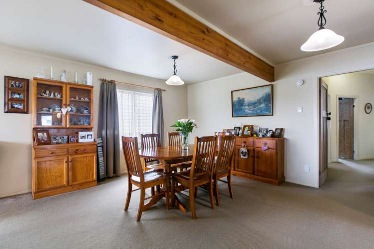 14 Egremont Street Belmont_19