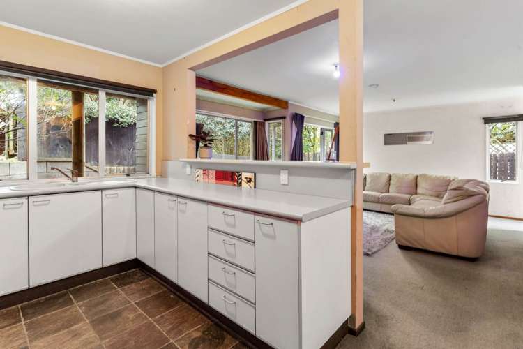 5 Nandana Drive Glen Eden_18