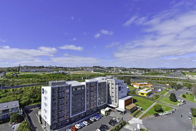 1005/8 Lakewood Court Manukau_10