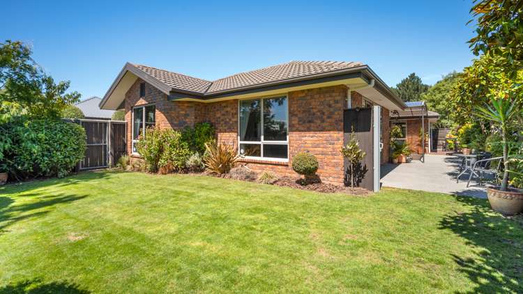 8 Hoihere Place Parklands_21