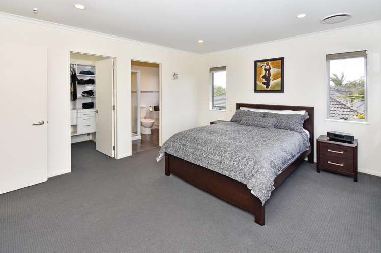 17 Turnberry Drive Wattle Downs_17