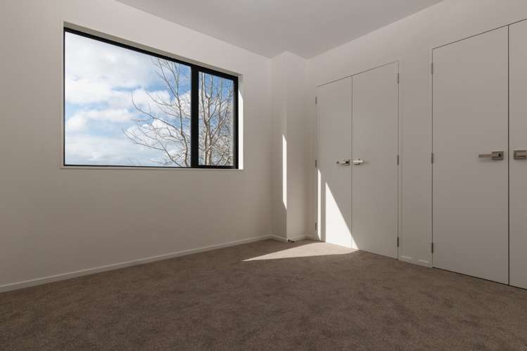 30/241 Don Buck Road Massey_3